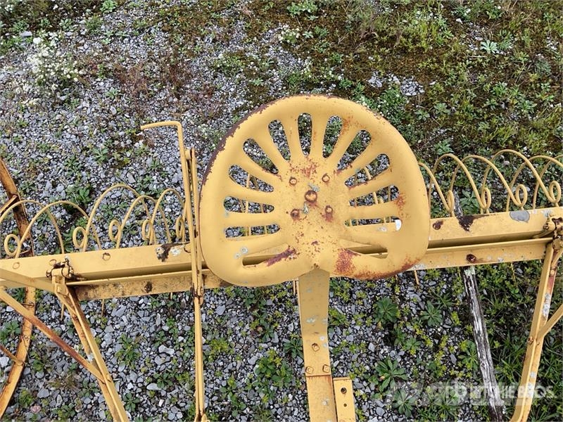 Antique Farm Equipment Rake Építőipar - Egyebek