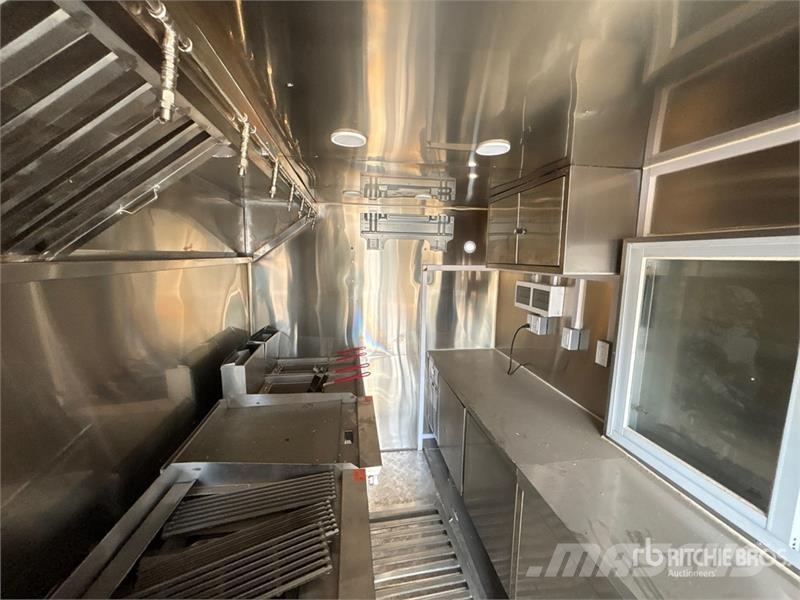  ARE -1 13 ft 2 in T/A Food Concession Trailer مقطورات أخرى