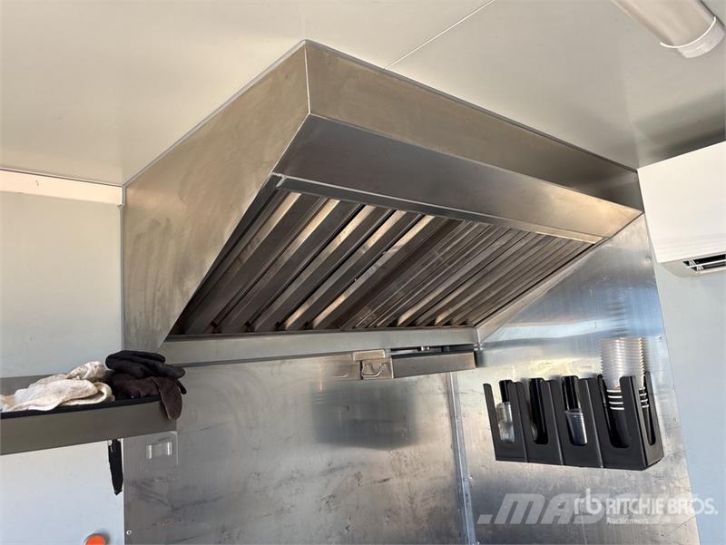 ARE 8 ft 1 in S/A Food Concession Trailer Citas piekabes