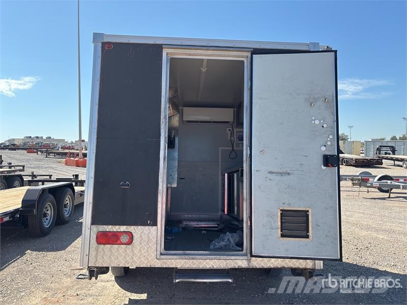 ARE 8 ft 1 in S/A Food Concession Trailer Citas piekabes
