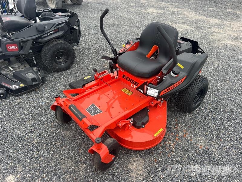 Ariens Edge LT Zero-Turn Lawn Mower (Unused) ركوب الحشائش