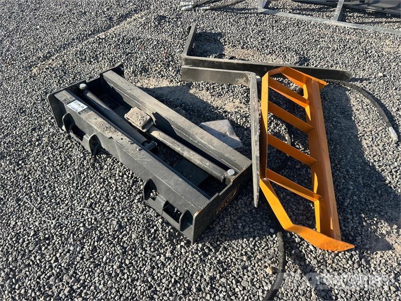 Arteer HPF-48L 48 in Hydraulic Skid Steer Forks (Unused) شوكات