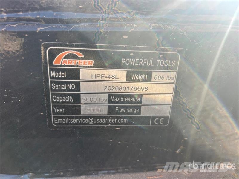 Arteer HPF-48L 48 in Hydraulic Skid Steer Forks (Unused) شوكات