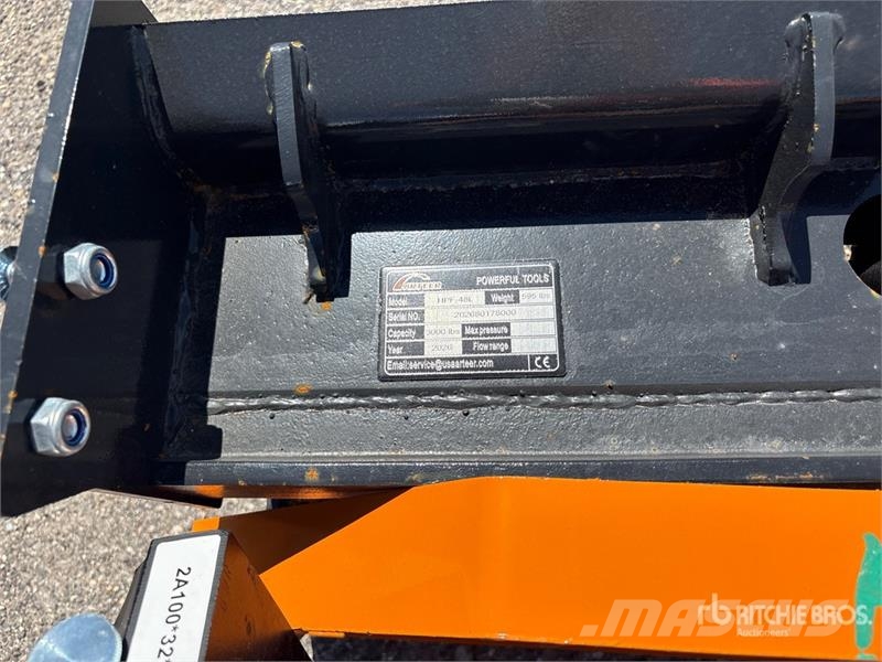 Arteer HPF-48L 48 in Hydraulic Skid Steer Forks (Unused) Forks