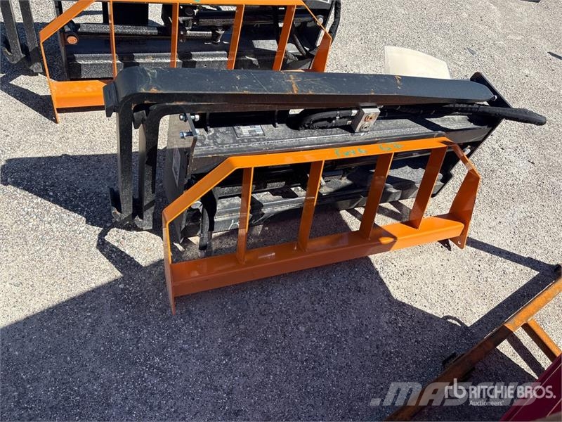 Arteer HPF-48L 48 in Hydraulic Skid Steer Forks (Unused) Forks