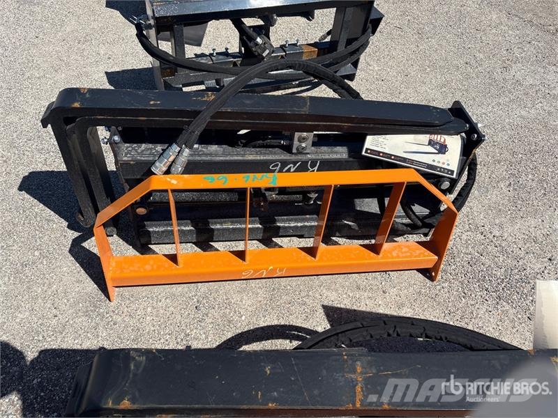 Arteer HPF-48L 48 in Hydraulic Skid Steer Forks (Unused) Forks