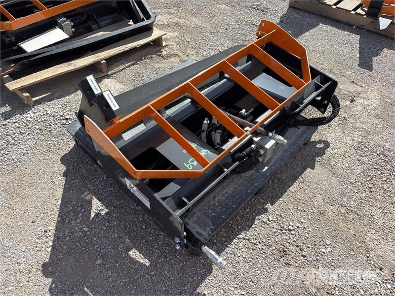 Arteer HPF-48L 48 in Hydraulic Skid Steer Forks (Unused) Fourche