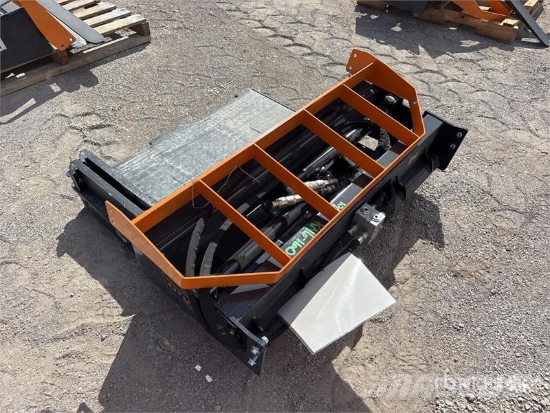 Arteer HPF-48L 48 in Hydraulic Skid Steer Forks (Unused) Fourche
