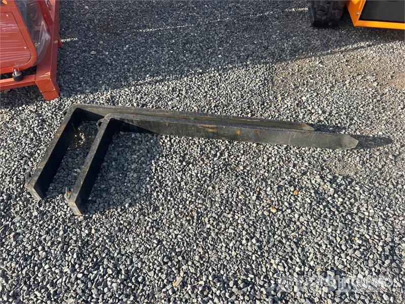 Arteer HPF-48L 48 in Skid Steer Forks (Unused) Pallegafler