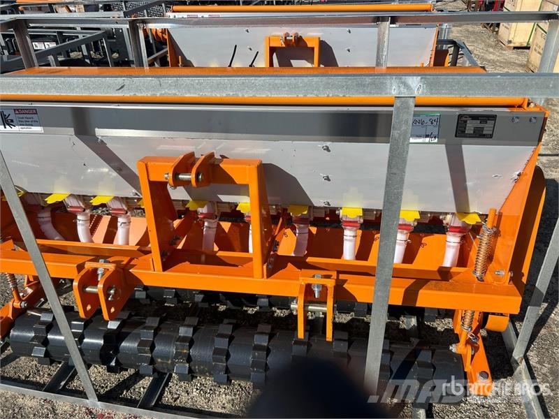 Arteer NSD-72W 72 in 3-Point & Skid Steer Seeder (Unused) Taladros