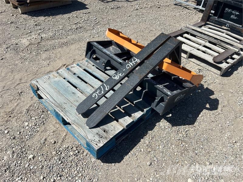 Arteer PF-42L 42 in Skid Steer Forks Forche