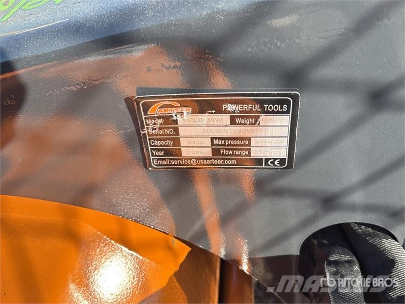 Arteer PRLP-84W 84 in Power Rake Skid Steer Landplane (Un Arrastradoras para campos