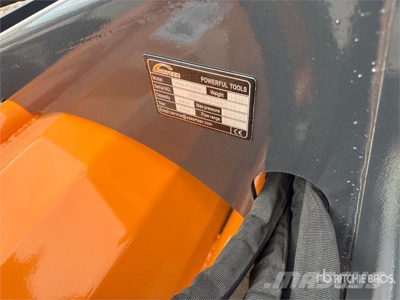 Arteer PRLP-84W 84 in Power Rake Skid Steer Landplane (Un Grapa