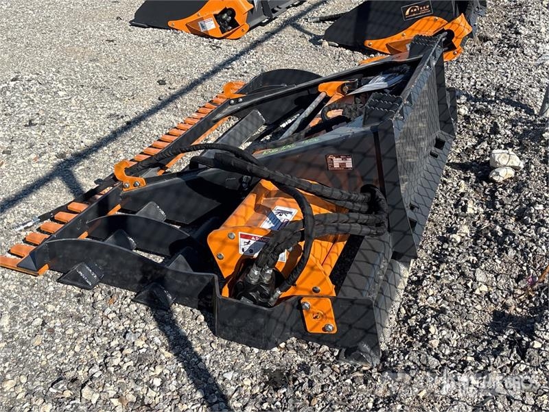 Arteer PRLP-84W 84 in Power Rake Skid Steer Landplane (Un Arrastradoras para campos