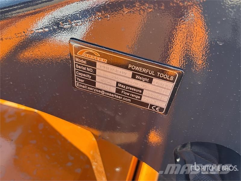 Arteer PRLP-84W 84 in Power Rake Skid Steer Landplane (Un Arrastradoras para campos