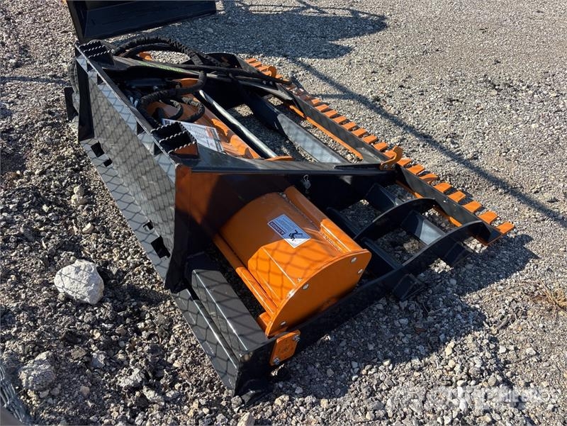 Arteer PRLP-84W 84 in Power Rake Skid Steer Landplane (Un Arrastradoras para campos