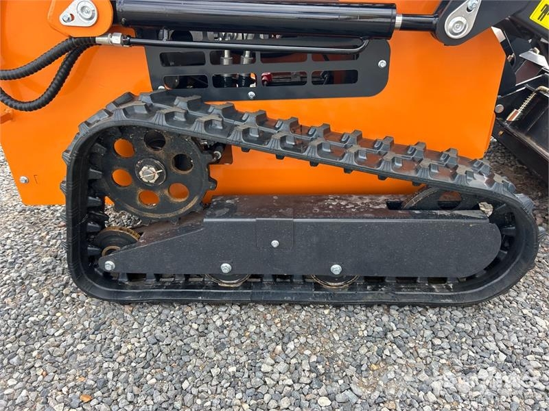 Arteer QB-480 Mini Compact Track Loader (Unused) Skid steer loaders