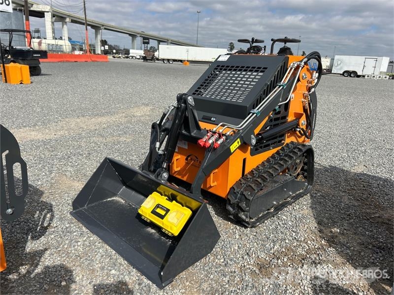 Arteer QB-480 Mini Compact Track Loader (Unused) Skid steer loaders