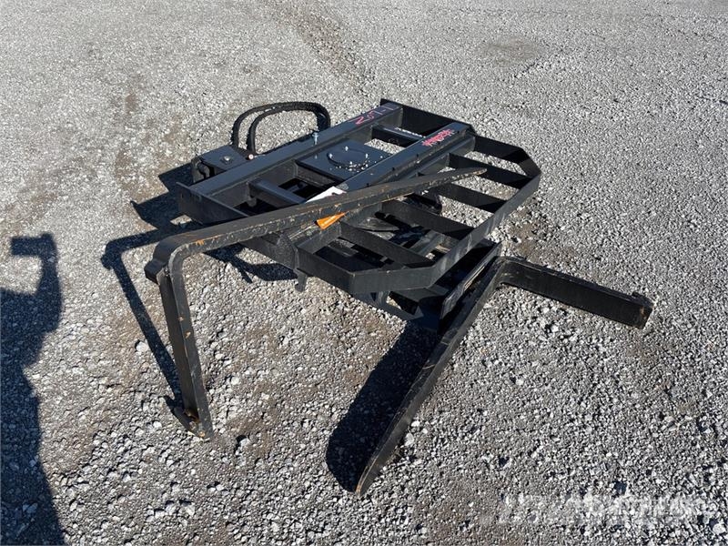 Arteer RPT-42L 42 in Rotating Hydraulic Skid Steer Forks  Forquilhas