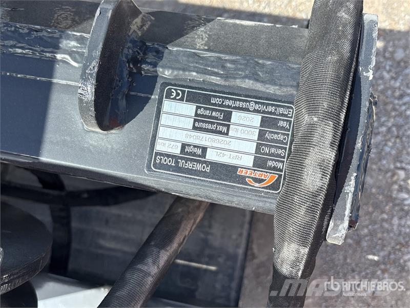 Arteer RPT-42L 60 in Rotating Hydraulic Skid Steer Forks Horquillas