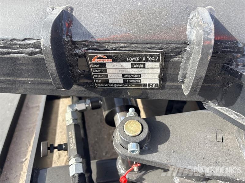 Arteer RPT-42L 60 in Rotating Hydraulic Skid Steer Forks Çatallar