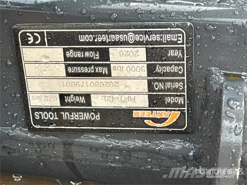 Arteer RPT-42L 60 in Rotating Skid Steer Forks (Unused) Trukkihaarukat