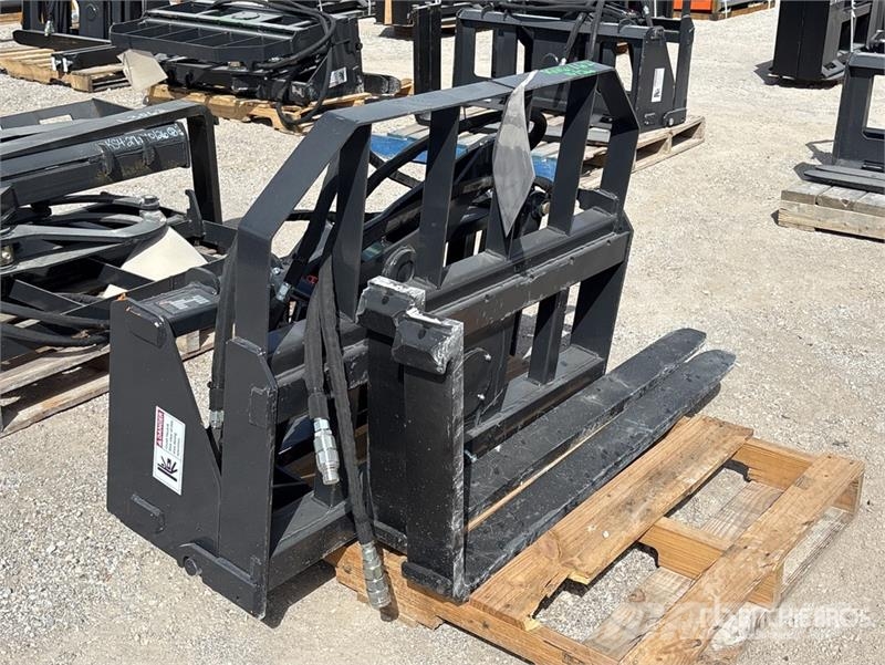 Arteer RPT-42L 60 in Rotating Hydraulic Skid Steer Forks  Horquillas