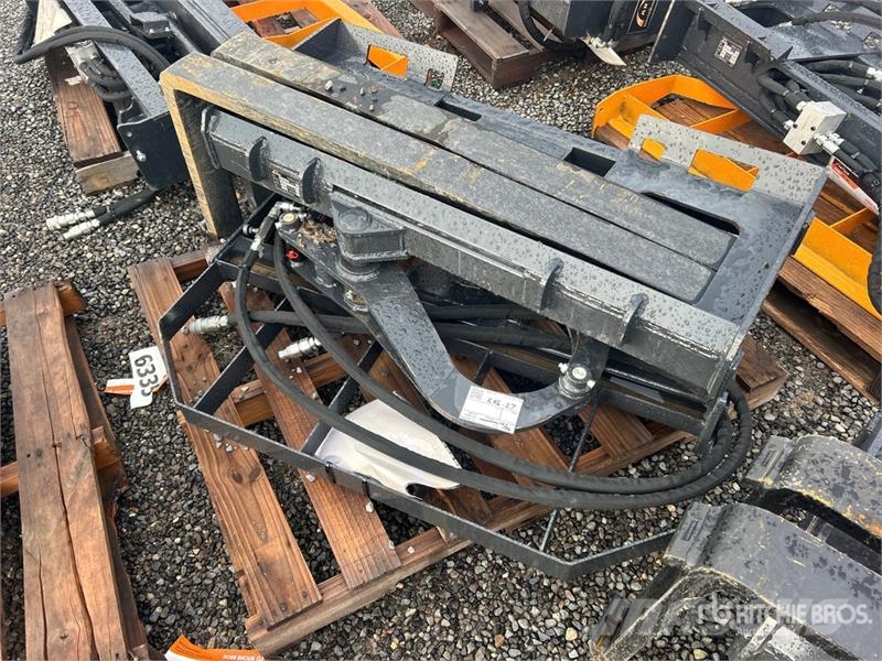 Arteer RPT-42L 60 in Rotating Skid Steer Forks (Unused) Trukkihaarukat