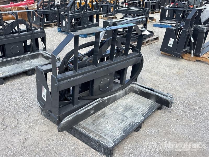 Arteer RPT-42L 60 in Rotating Hydraulic Skid Steer Forks  Horquillas