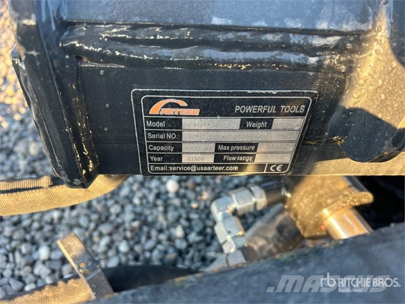 Arteer RPT-42L 60 in Rotating Hydraulic Skid Steer Forks  شوكات