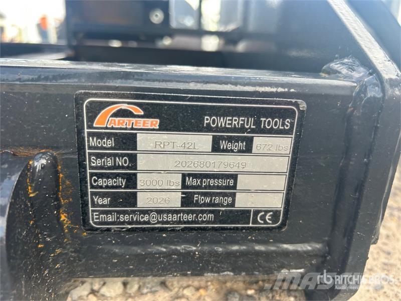 Arteer RPT-42L 60 in Rotating Hydraulic Skid Steer Forks  شوكات