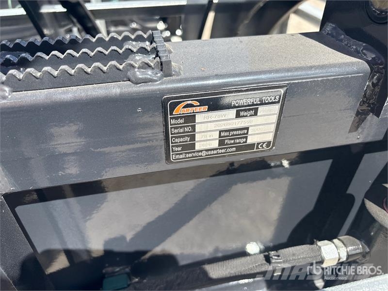 Arteer RR-78W 78 in Root Skid Steer Grapple (Unused) Chwytaki