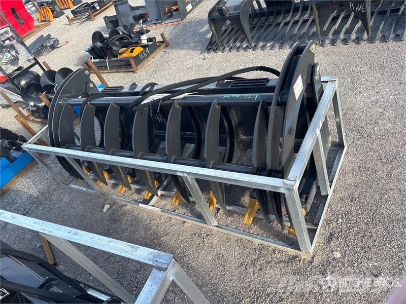 Arteer RR-78W 78 in Skid Steer Root Rake (Unused) Rastrilladoras y rastrilladoras giratorias
