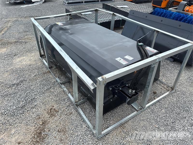 Arteer SS-72W 72 in Skid Steer Sweeper (Unused) Birstes