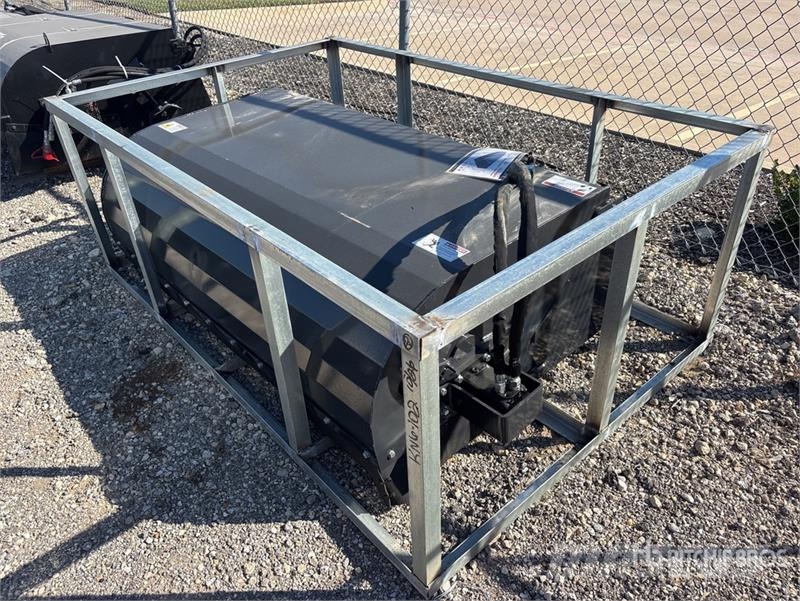 Arteer SS-72W 72 in Skid Steer Broom (Unused) Brushes