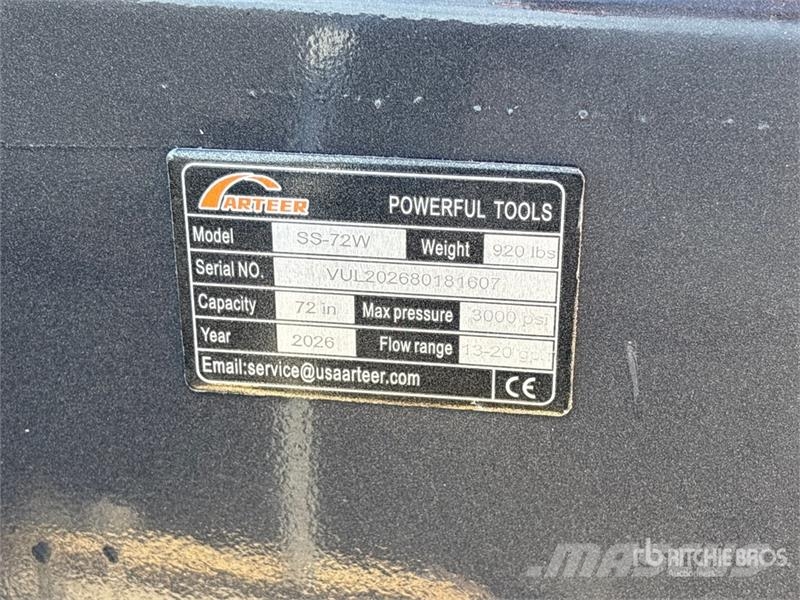Arteer SS-72W 72 in Skid Steer Sweeper (Unused) Cepillos