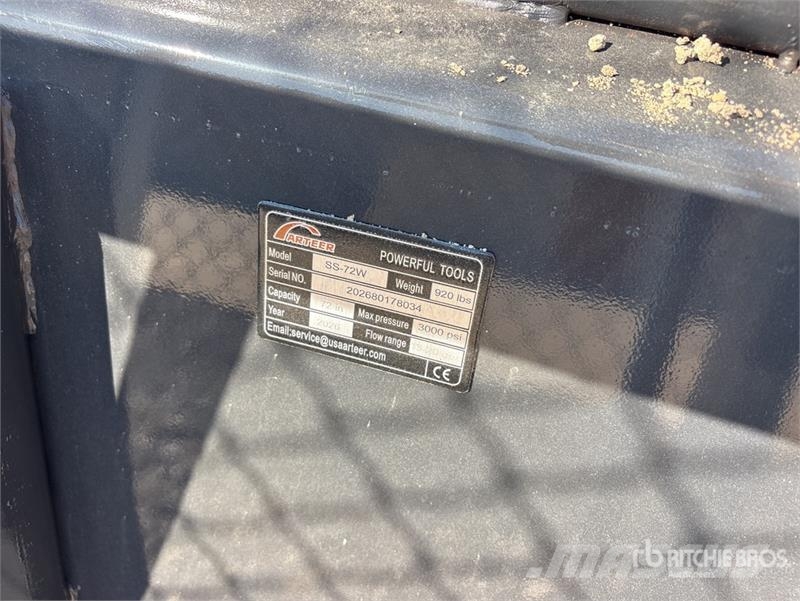 Arteer SS-72W 72 in Skid Steer Broom (Unused) Brushes