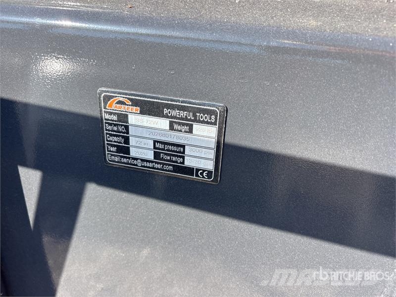Arteer SS-72W 72 in Skid Steer Broom (Unused) Brushes