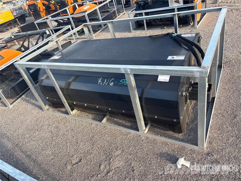 Arteer SS-72W 72 in Skid Steer Sweeper (Unused) Harjat / harjakauhat