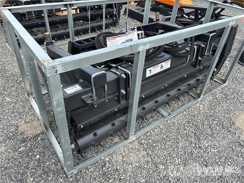 Arteer SSPR-72W 72 in Skid Steer Power Rake (Unused) River og høvendere