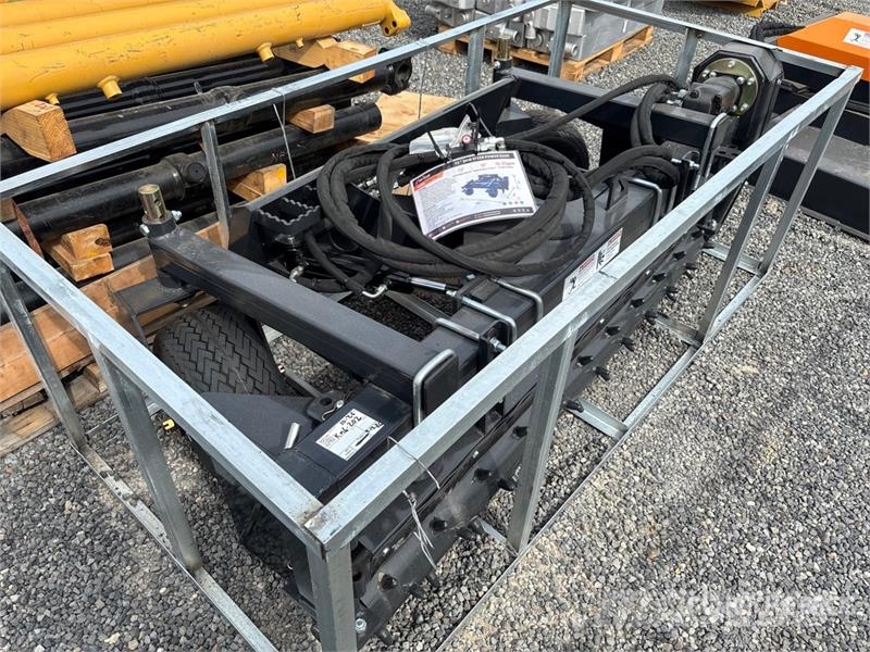 Arteer SSPR-72W 72 in Skid Steer Power Rake (Unused) River og høvendere