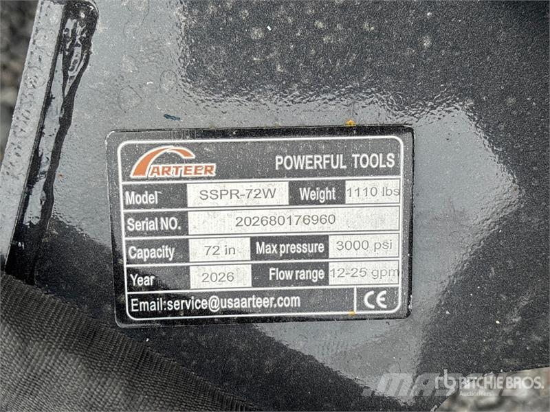 Arteer SSPR-72W 72 in Skid Steer Power Rake (Unused) River og høvendere