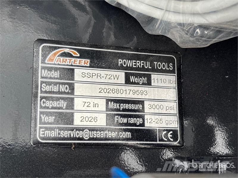 Arteer SSPR-72W 72 in Skid Steer Power Rake (Unused) Rastrilladoras y rastrilladoras giratorias