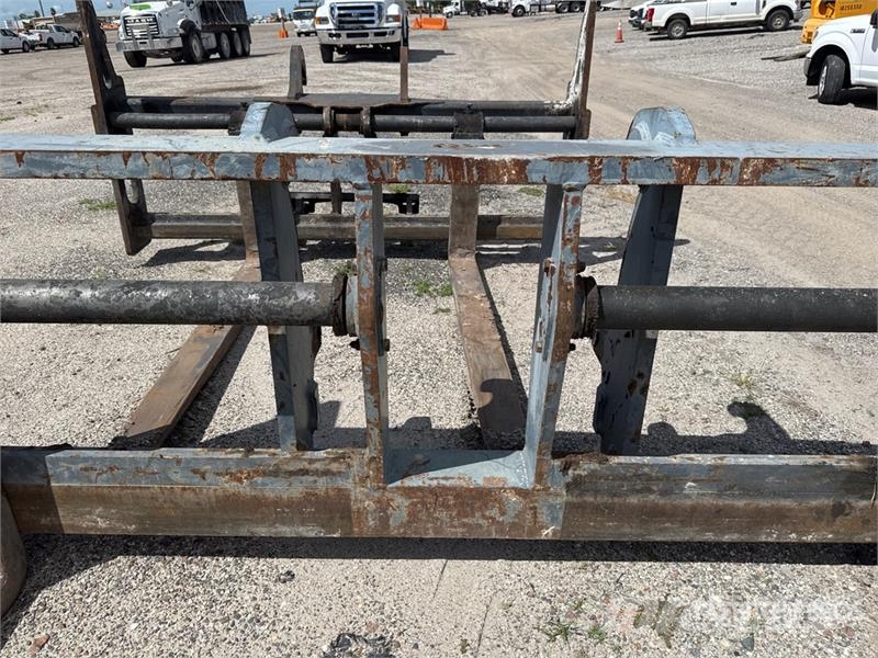 Asbury 72 in Q/C Wheel Loader Forks - Fits Komatsu Furci