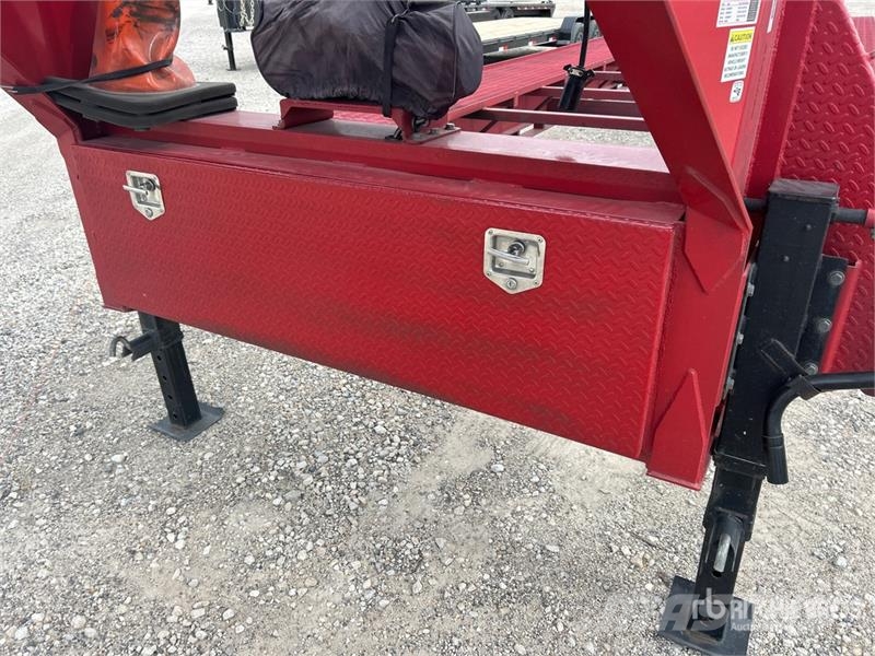 Ascend GN44-21 Tri/A Gooseneck Equipment Trailer Rimorchio per il trasporto di veicoli