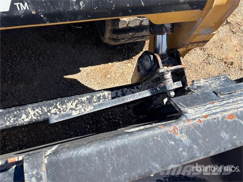 ASV RT25 Mini Compact Track Loader Мини товарачи