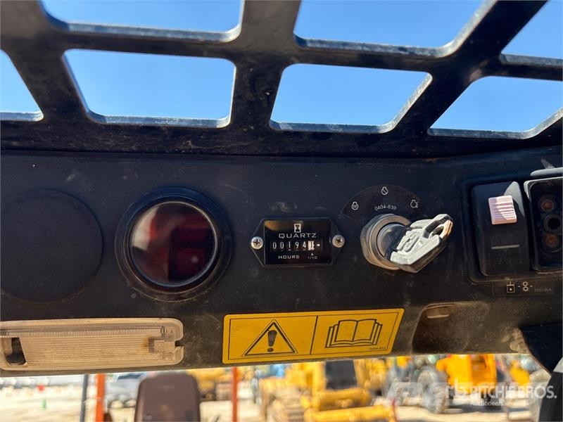 ASV RT25 Mini Compact Track Loader Мини товарачи