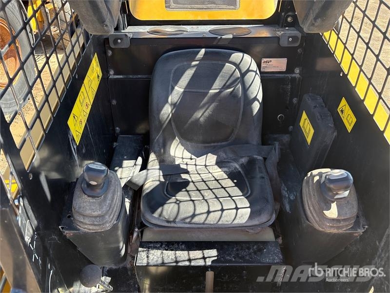 ASV RT25 Mini Compact Track Loader Мини товарачи