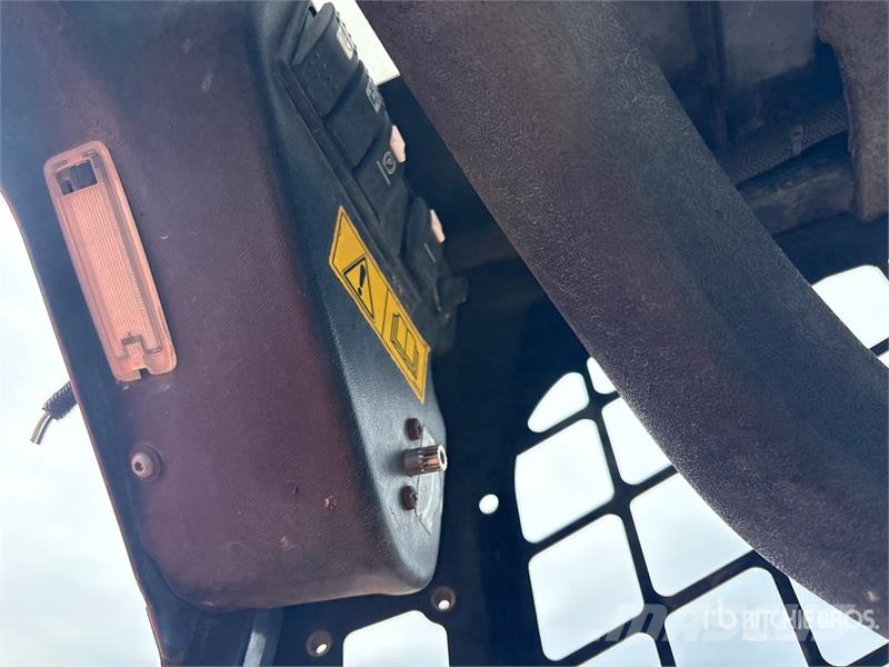 ASV RT40 Compact Track Loader 스키드로더