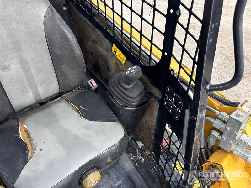 ASV RT40 Compact Track Loader 스키드로더